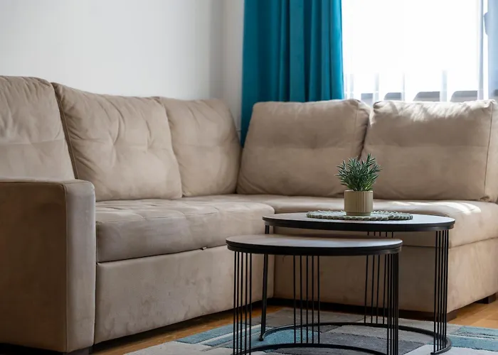 Anja * 兹拉蒂博尔